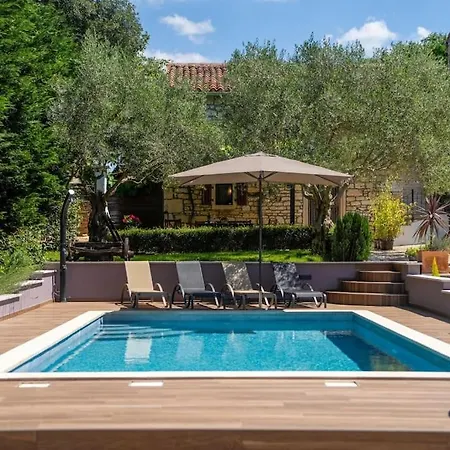 Casa Fragola By Briskva וילה