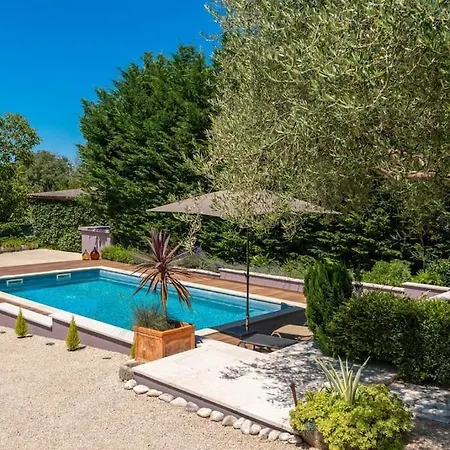 Casa Fragola By Briskva * פורץ