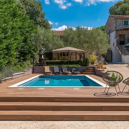 Casa Fragola By Briskva ポレッチ