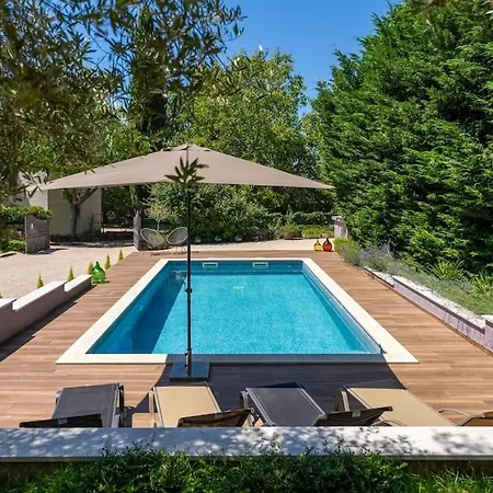 Casa Fragola By Briskva *