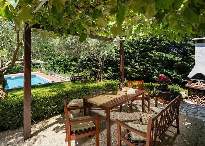 Casa Fragola By Briskva