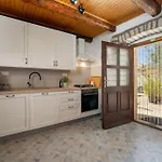 Casa Fragola By Briskva